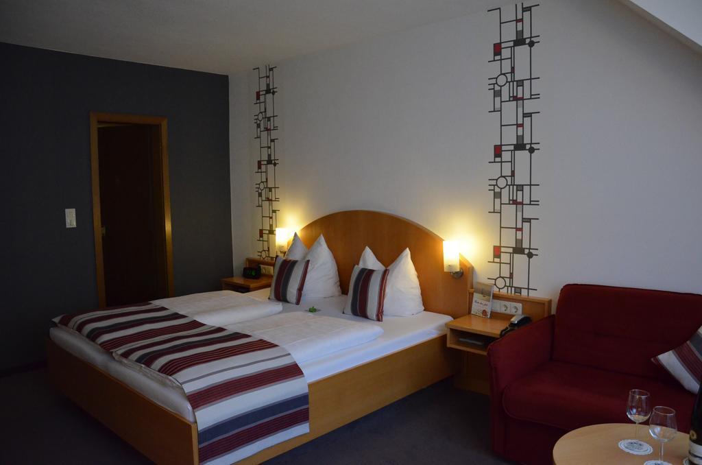 Flair Am Rosenhuegel - Garni 3*