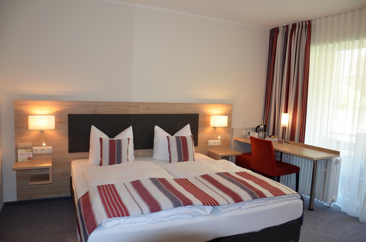 Flair Am Rosenhuegel - Garni Hotel 3*